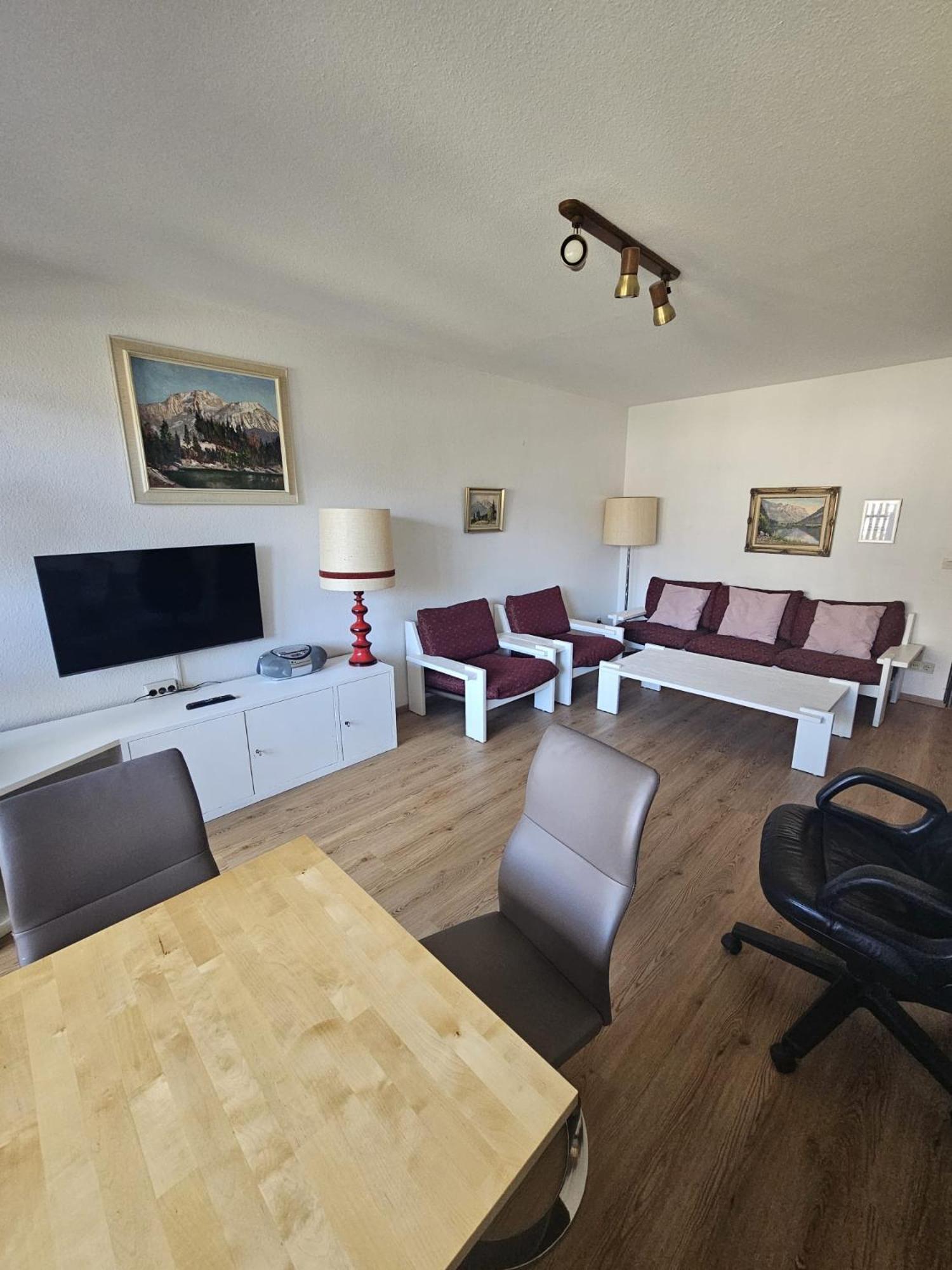 Panorama Apartment *